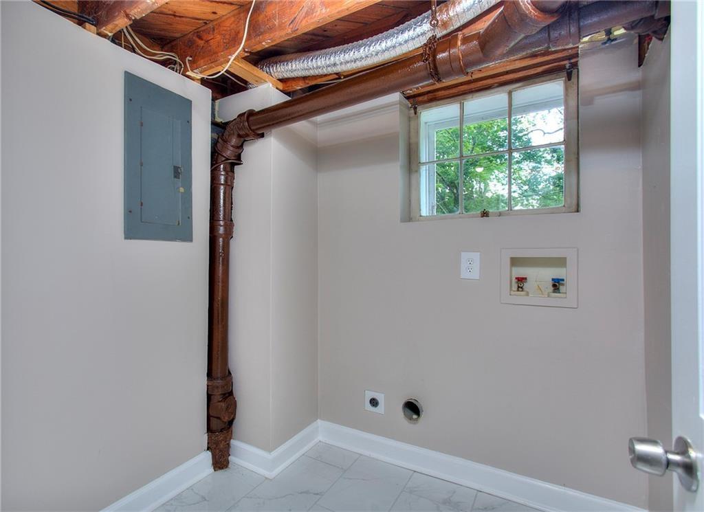 2067 Brockett Road Tucker, GA 30084 - Photo 27 of 38