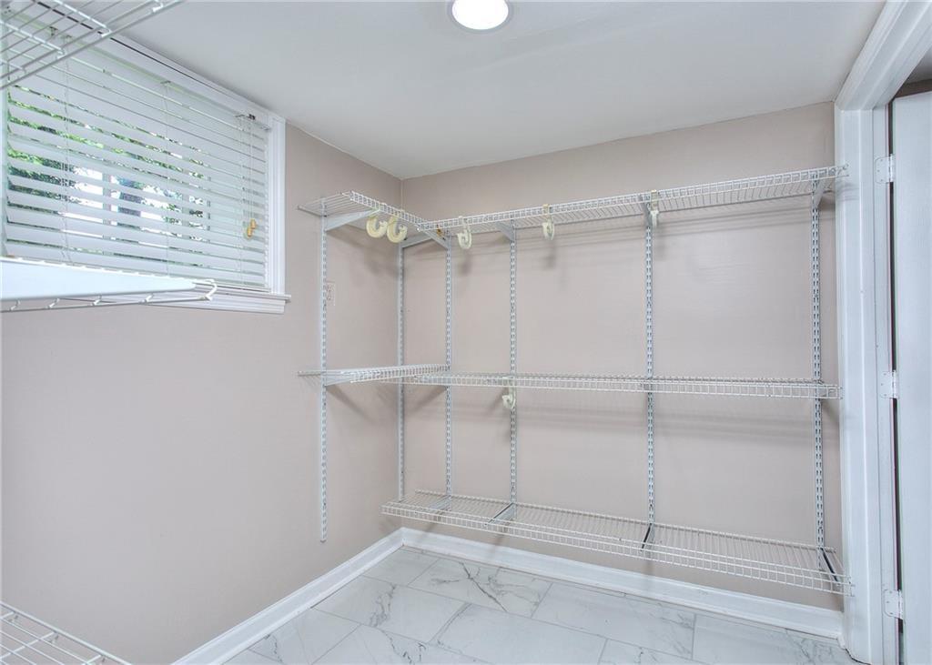 2067 Brockett Road Tucker, GA 30084 - Photo 30 of 38