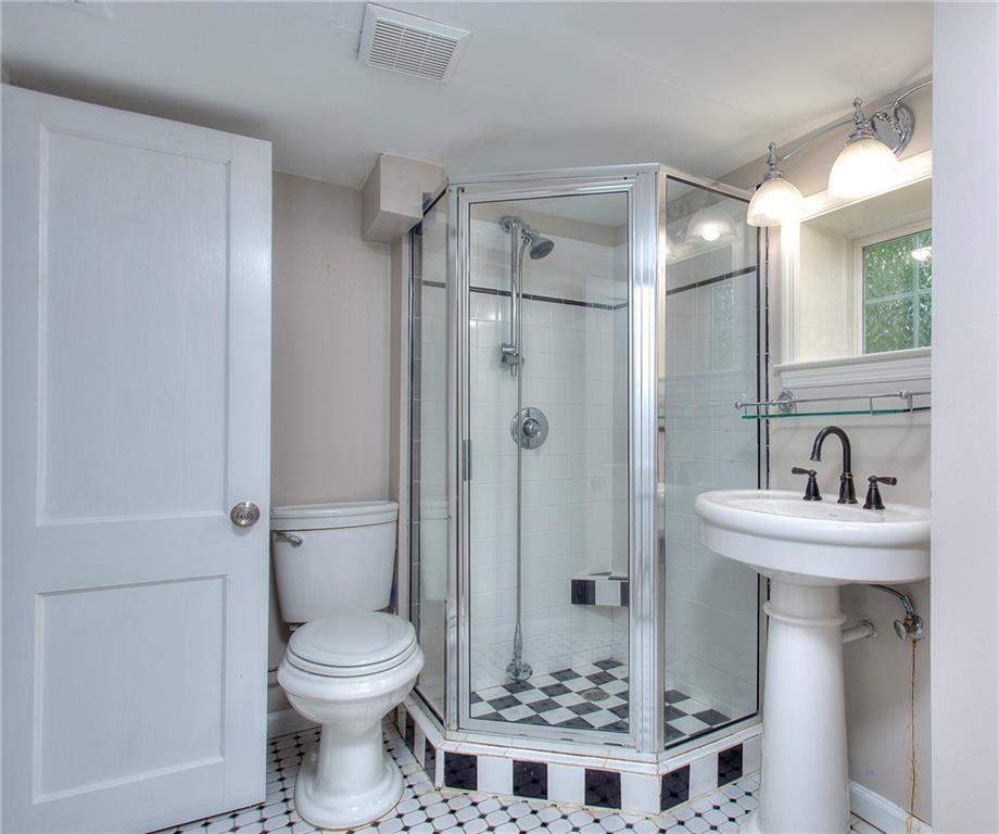 2067 Brockett Road Tucker, GA 30084 - Photo 31 of 38