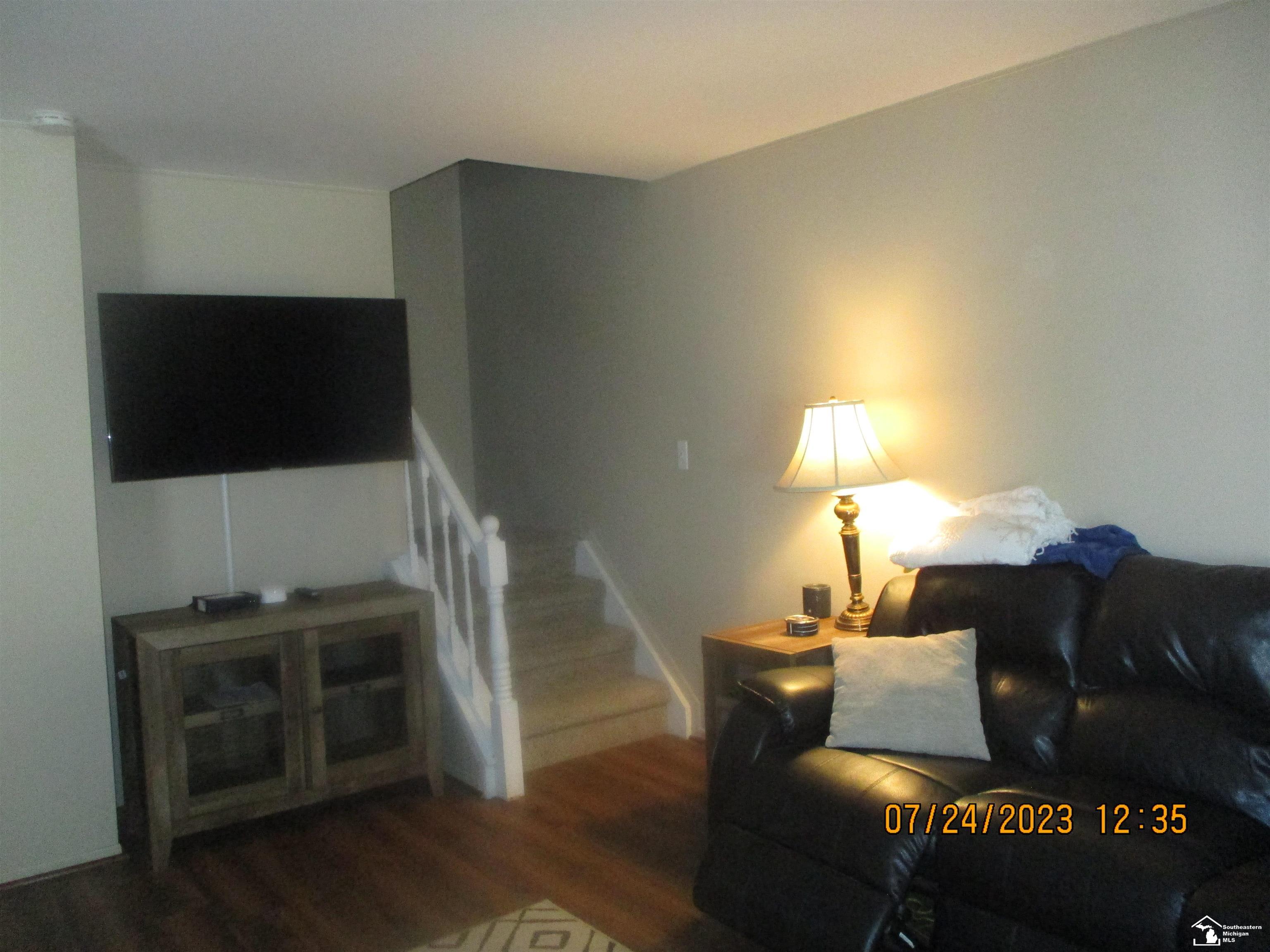 12703 Ronda Southgate, MI 48195 - Photo 3 of 34 50116429-2.JPG