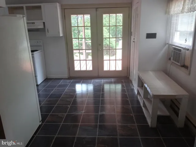 $1,600 | 171 Forge Road, Womelsdorf, PA 19567