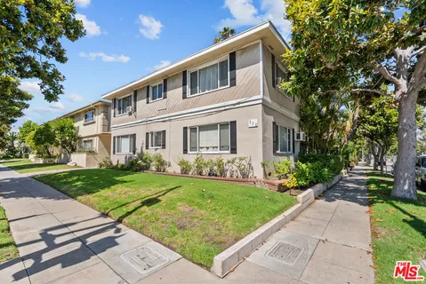 $4,175,000 | 272 South Doheny Drive, Beverly Hills, CA 90211