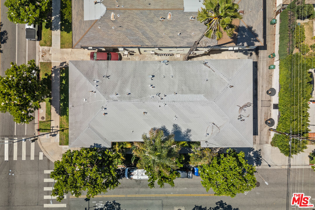 272 South Doheny Drive, Unit 1 Beverly Hills, CA 90211 - Photo 42 of 44