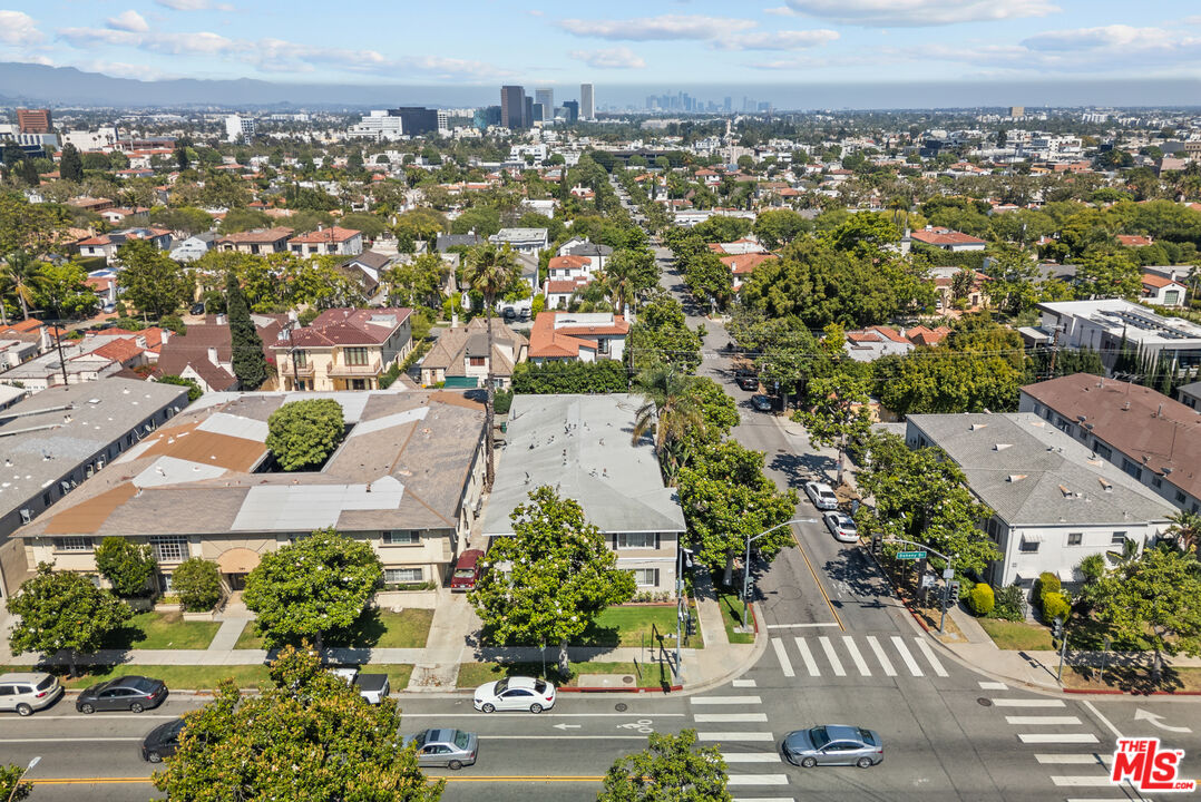 272 South Doheny Drive, Unit 1 Beverly Hills, CA 90211 - Photo 9 of 44 an aerial view of a city