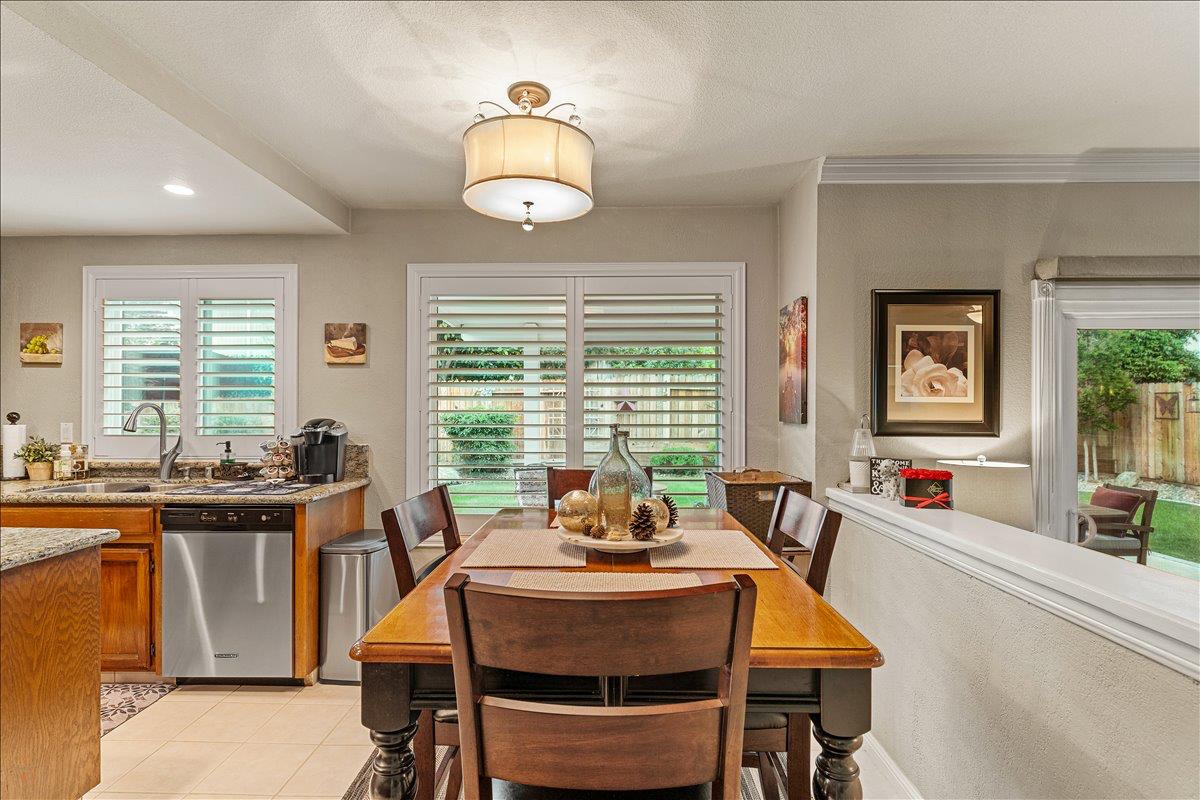 1565 Daniels Street Manteca, CA 95337 - Photo 18 of 59