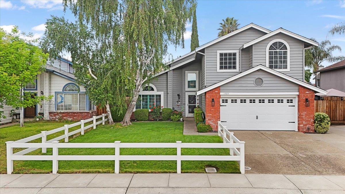 1565 Daniels Street Manteca, CA 95337 - Photo 6 of 59