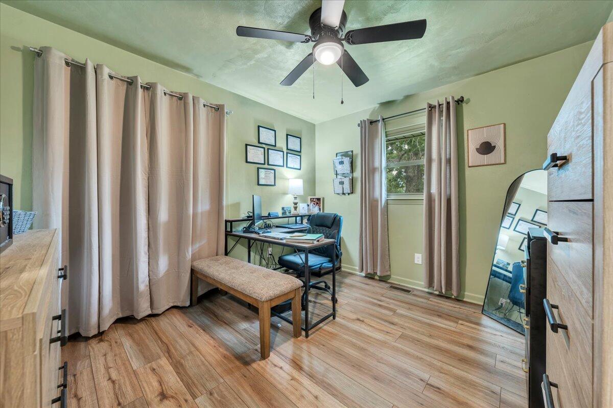 3687 Horseshoe Bend Road Goodview, VA 24095 - Photo 29 of 56 29-MIB01877