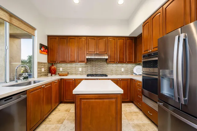 $939,000 | 416 Desert Holly Drive, Palm Desert, CA 92211