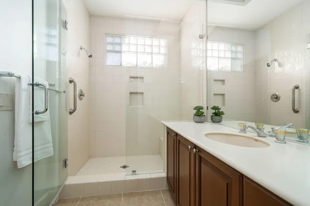 $939,000 | 416 Desert Holly Drive, Palm Desert, CA 92211