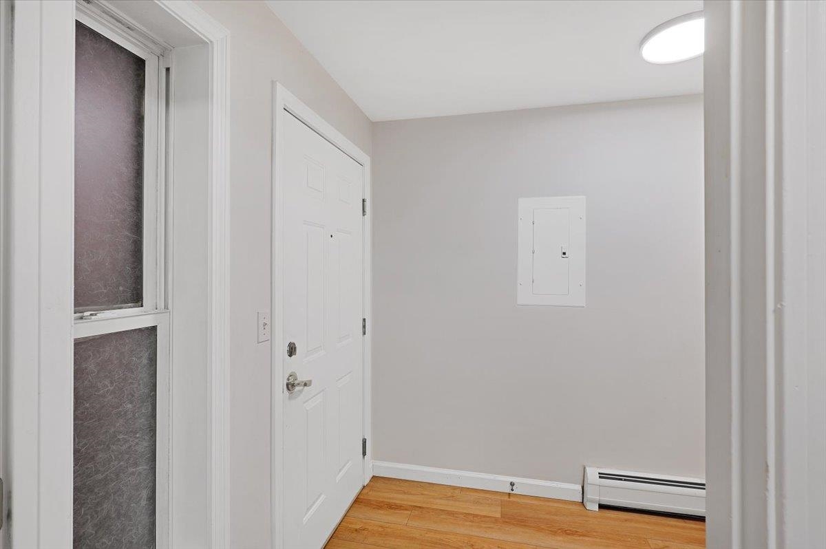 83 Claire Point Road Burlington, VT 05408 - Photo 15 of 40