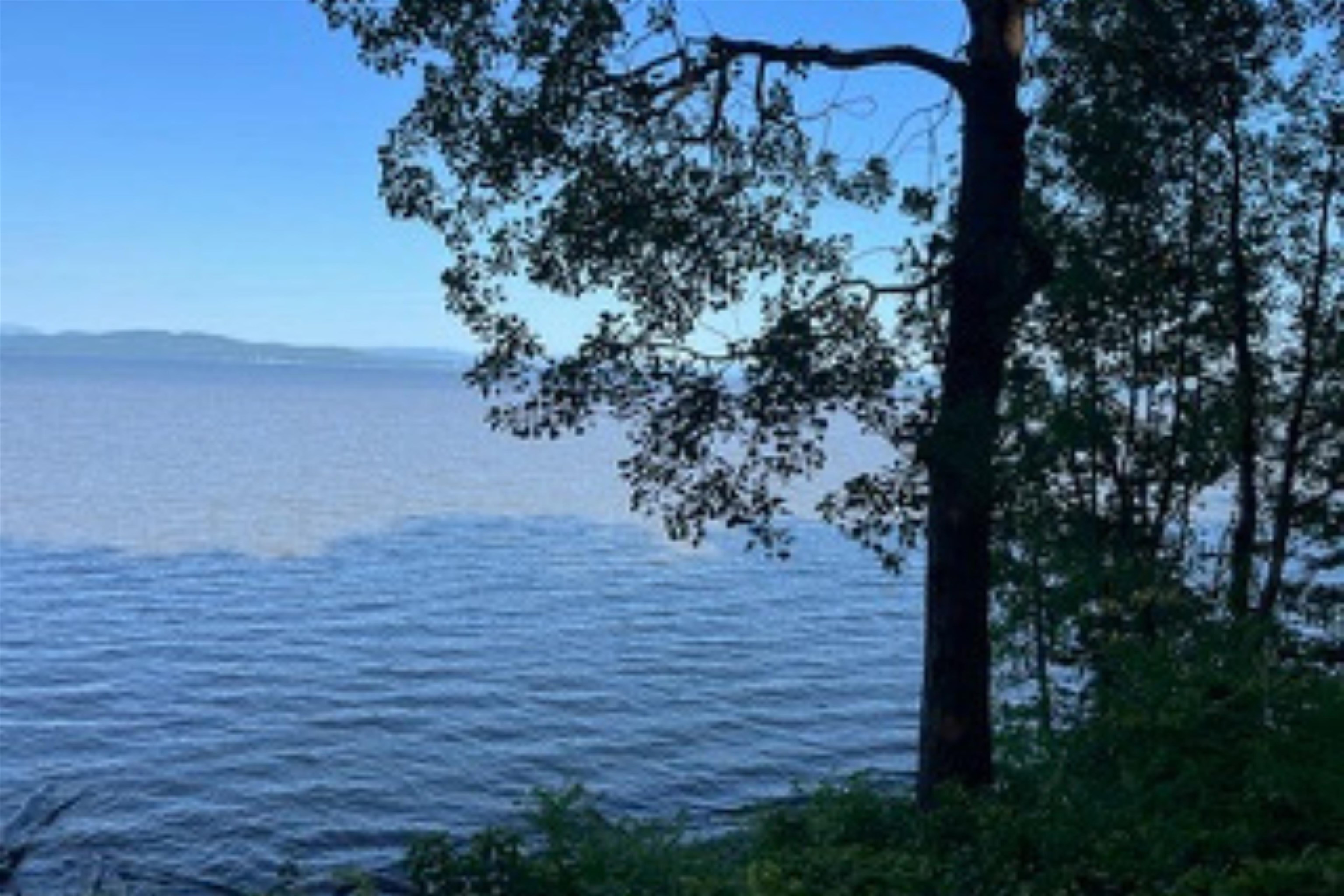 83 Claire Point Road Burlington, VT 05408 - Photo 26 of 40