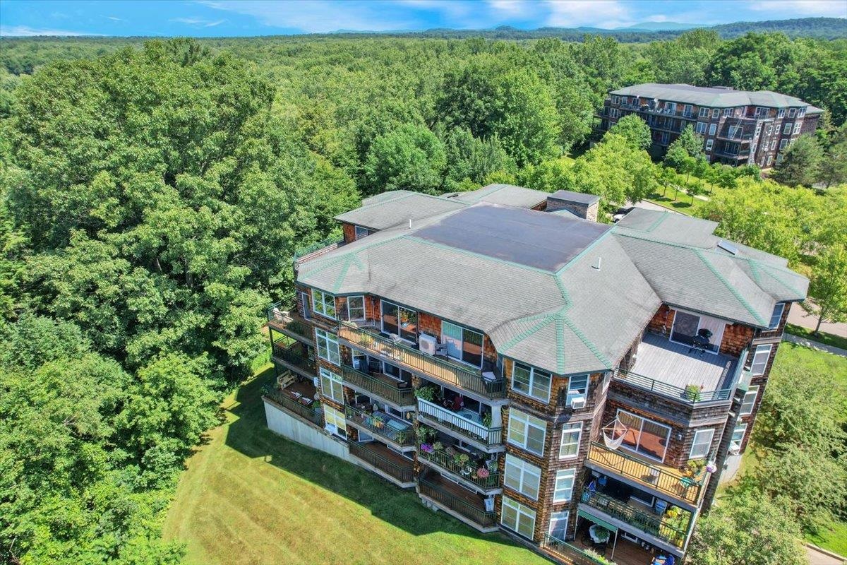 83 Claire Point Road Burlington, VT 05408 - Photo 27 of 40