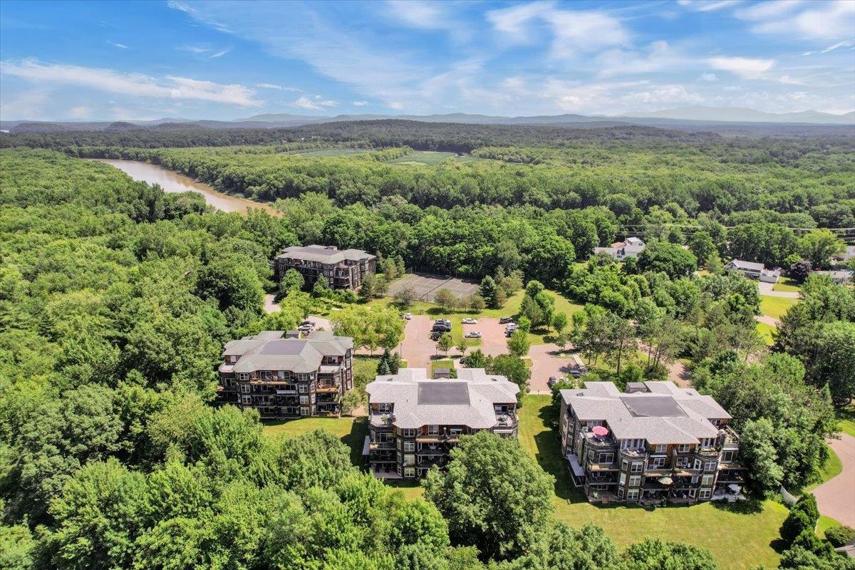 83 Claire Point Road Burlington, VT 05408 - Photo 29 of 40