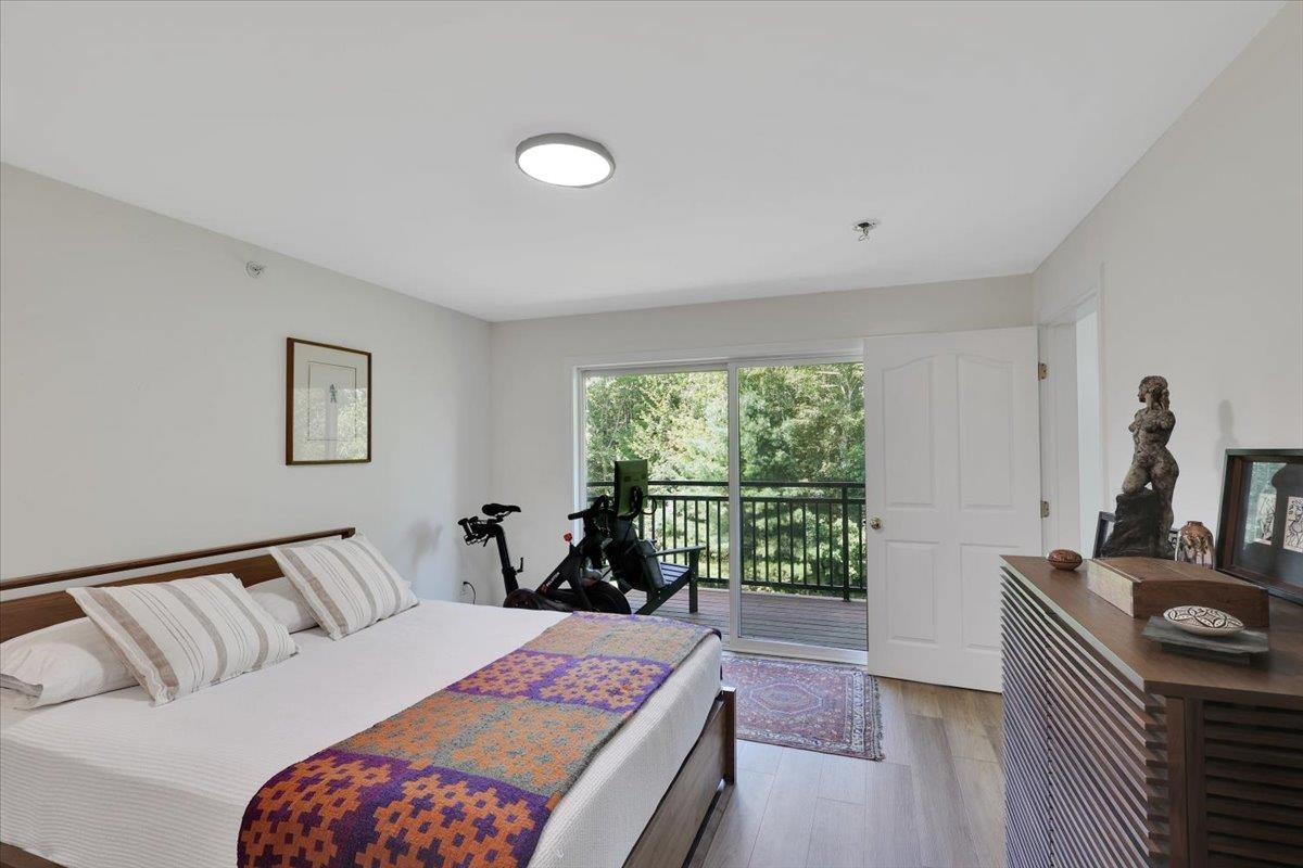 83 Claire Point Road Burlington, VT 05408 - Photo 3 of 40