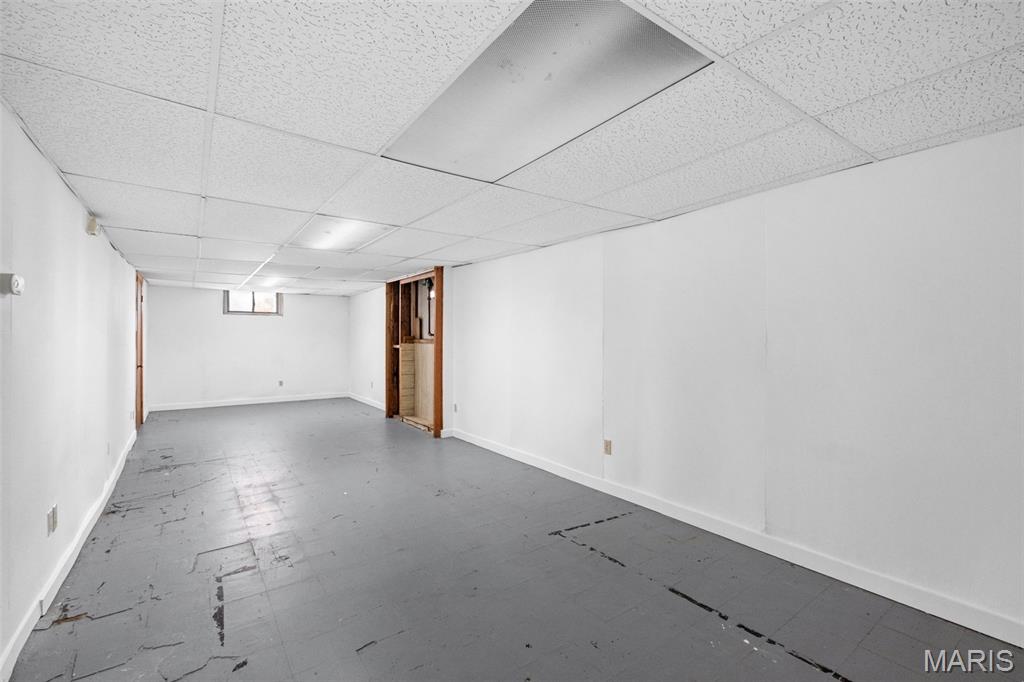 421 Midlothian Road St. Louis, MO 63137 - Photo 33 of 51