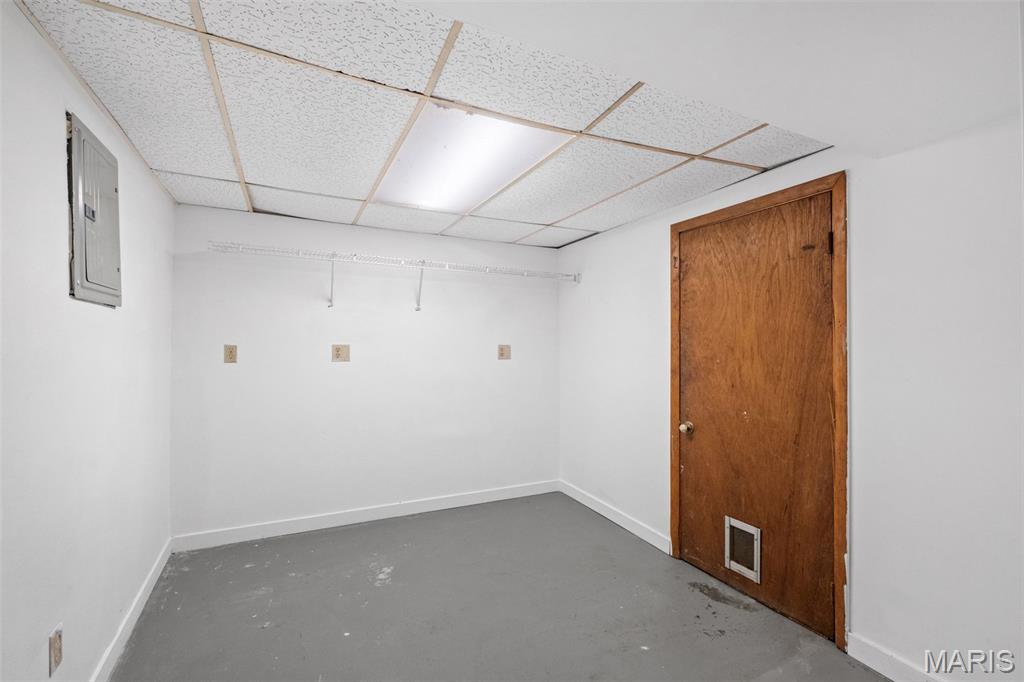 421 Midlothian Road St. Louis, MO 63137 - Photo 34 of 51
