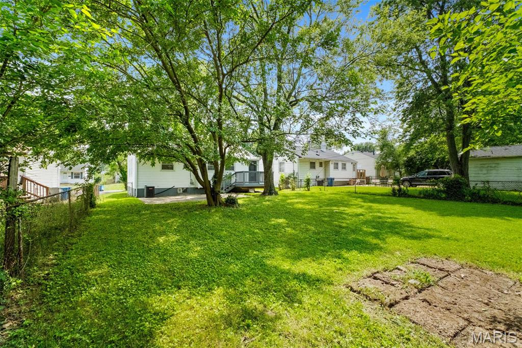421 Midlothian Road St. Louis, MO 63137 - Photo 49 of 51