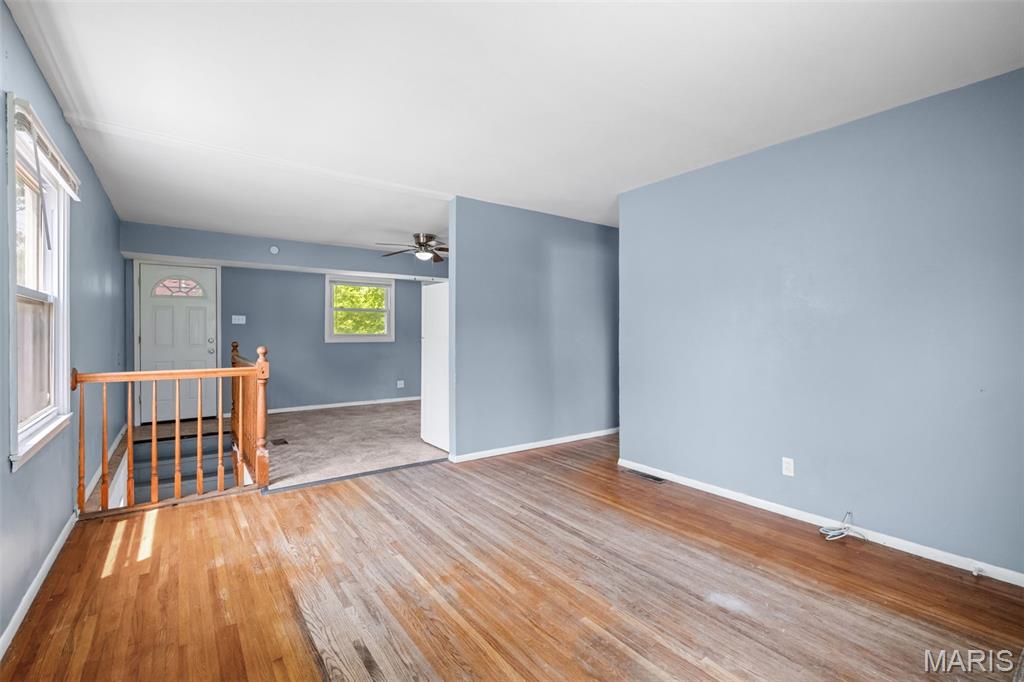 421 Midlothian Road St. Louis, MO 63137 - Photo 9 of 51