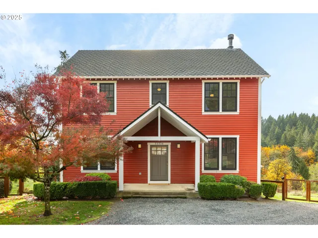 $800,000 | 33336 Crown Point Drive, Warren, OR 97053