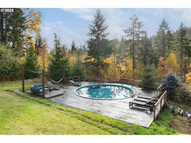 $800,000 | 33336 Crown Point Drive, Warren, OR 97053