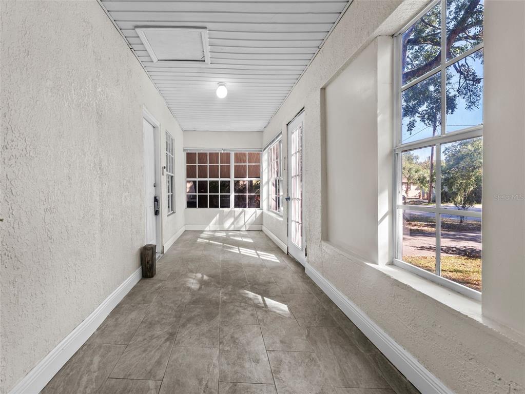 8210 North Klondyke Street, Unit 1 Tampa, FL 33604 - Photo 26 of 34 a view of an empty room and window
