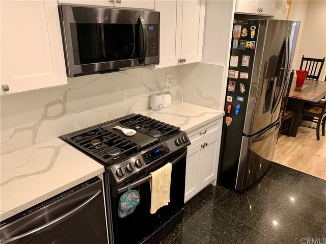 $605,000 | 1236 North Columbus Avenue, Unit 8, Glendale, CA 91202