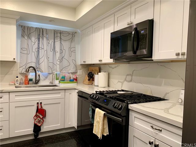 $605,000 | 1236 North Columbus Avenue, Unit 8, Glendale, CA 91202