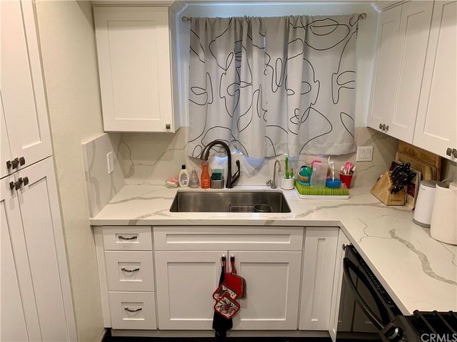 $605,000 | 1236 North Columbus Avenue, Unit 8, Glendale, CA 91202