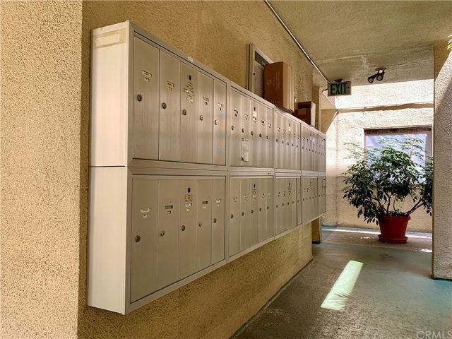 $605,000 | 1236 North Columbus Avenue, Unit 8, Glendale, CA 91202