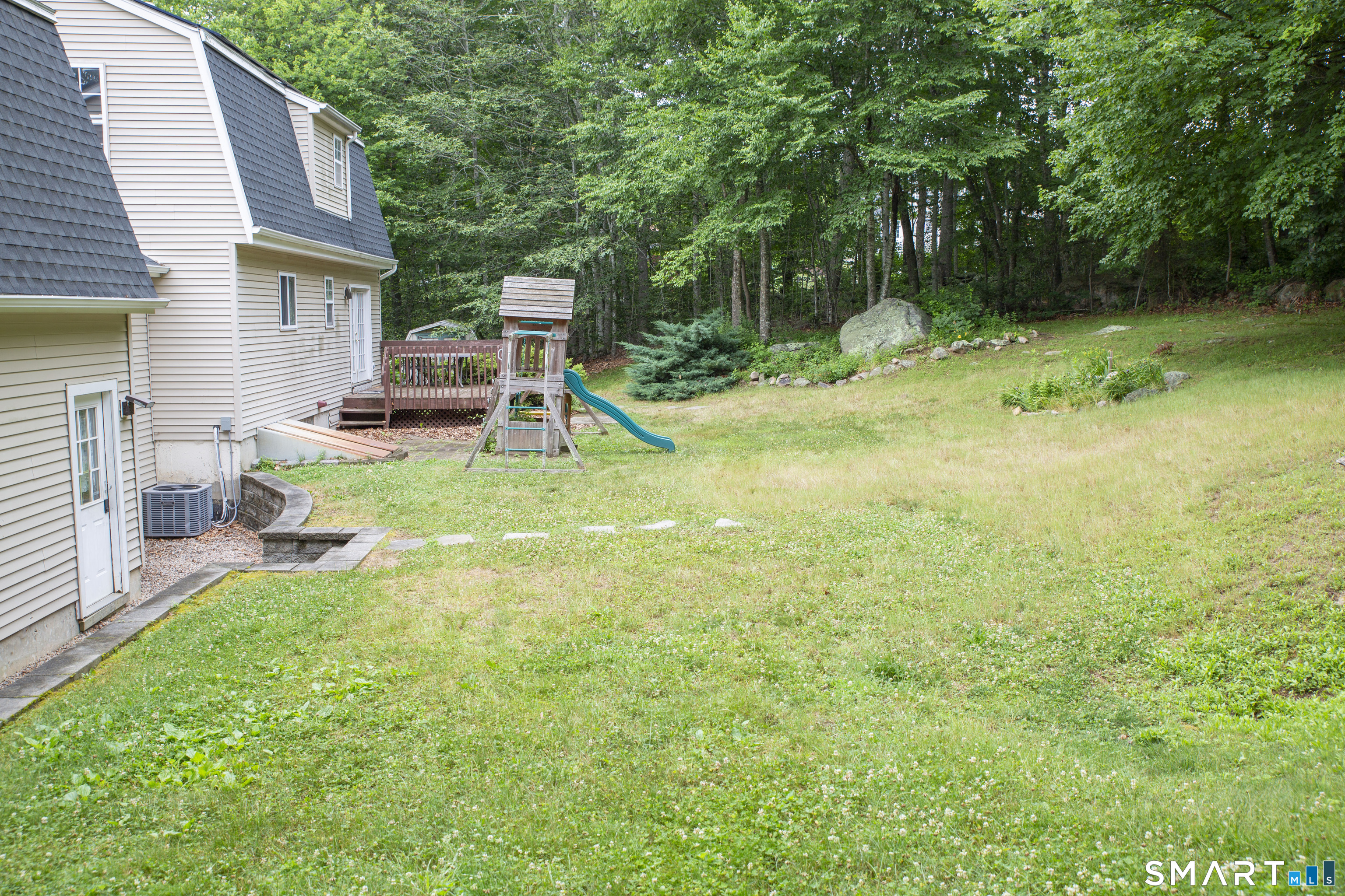 35 Pheasant Run Road Stonington, CT 06378 - Photo 4 of 36