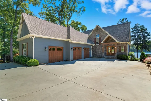 $3,199,900 | 3012 Deep Water Way, West Union, SC 29696