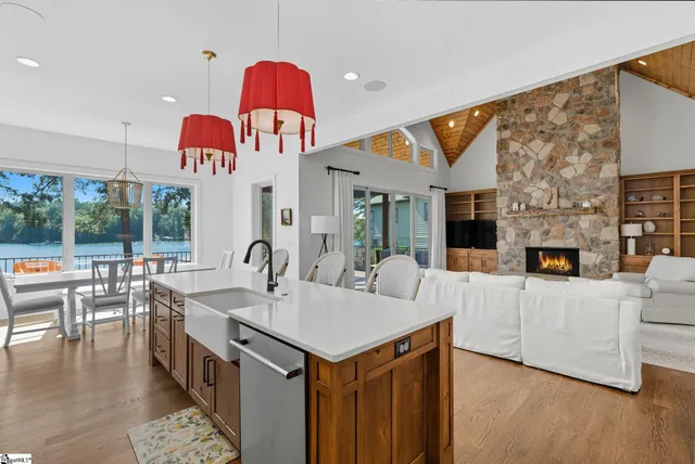 $3,199,900 | 3012 Deep Water Way, West Union, SC 29696