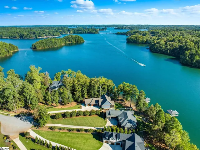 $3,199,900 | 3012 Deep Water Way, West Union, SC 29696
