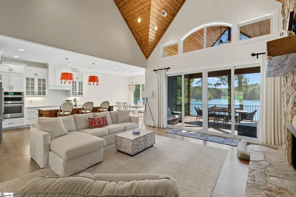 $3,199,900 | 3012 Deep Water Way, West Union, SC 29696