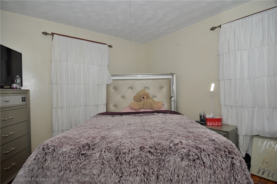 199 Sisson Street Pawtucket, RI 02860 - Photo 16 of 33 Gallery Image 16