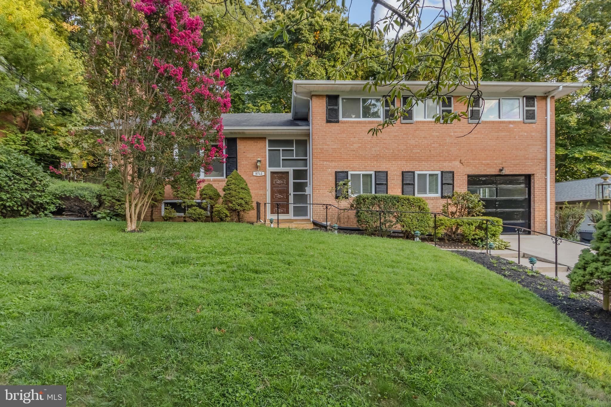 5712 Tanglewood Drive, Bethesda, MD 20817 Compass