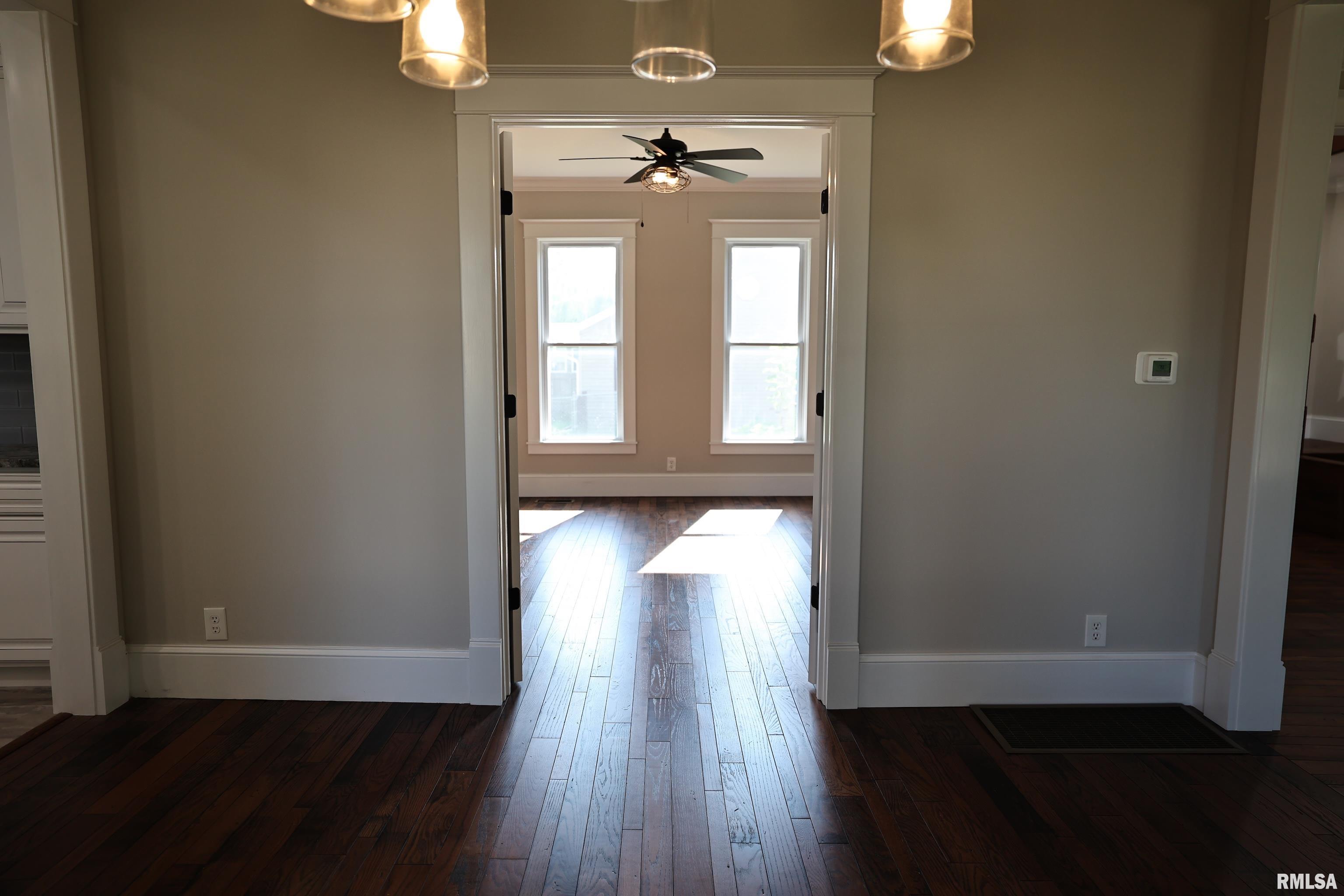 220 East Fayette Street Pittsfield, IL 62363 - Photo 46 of 75