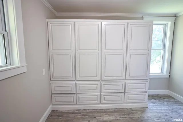 $255,000 | 220 East Fayette Street, Pittsfield, IL 62363