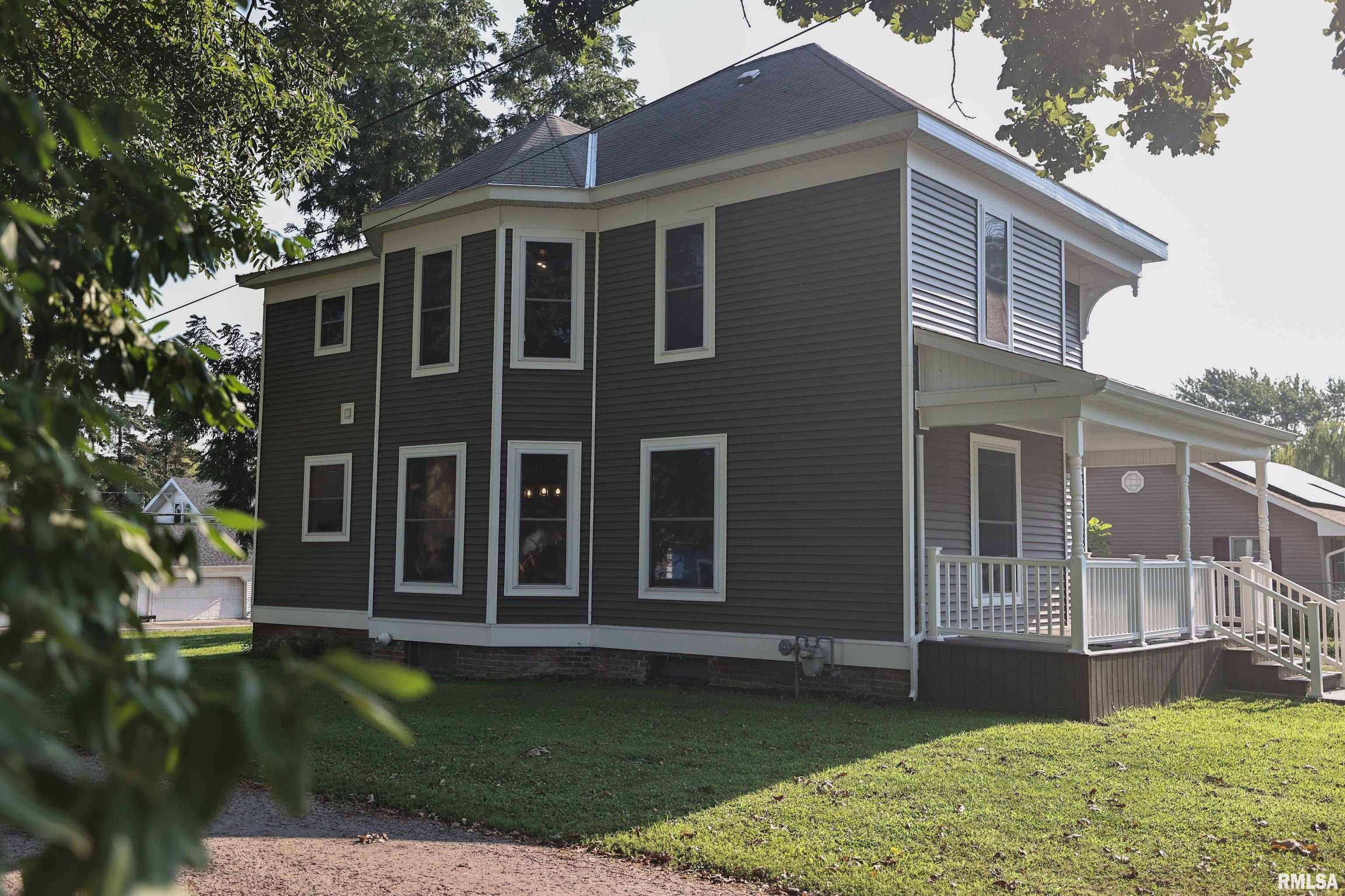 220 East Fayette Street Pittsfield, IL 62363 - Photo 7 of 75