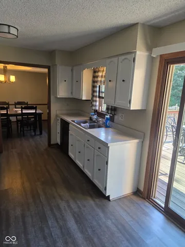 $352,500 | 5962 Oak Hill W Drive, Plainfield, IN 46168