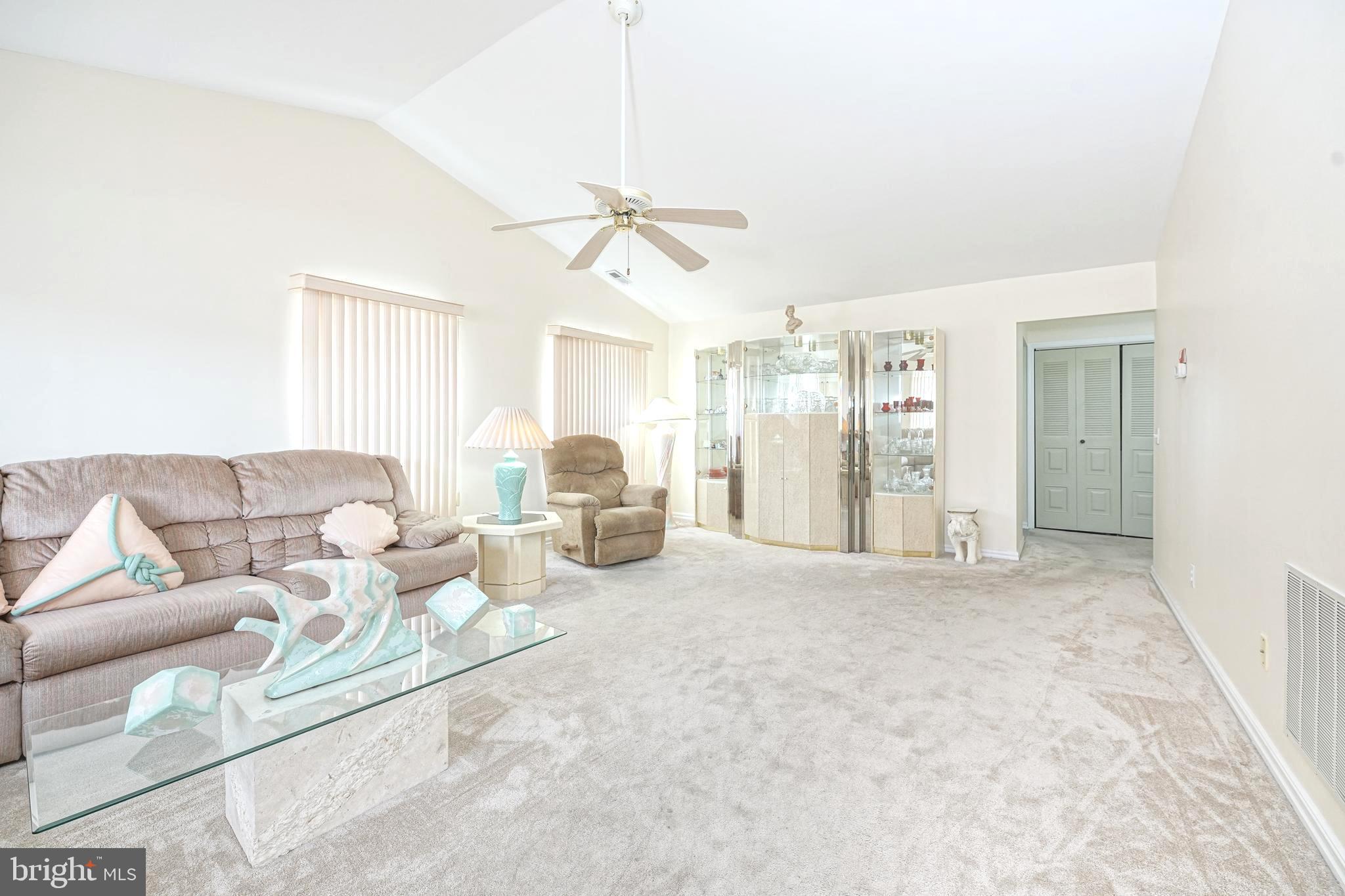 406 Paradise Road Williamstown, NJ 08094 - Photo 5 of 28 Gallery Image 5