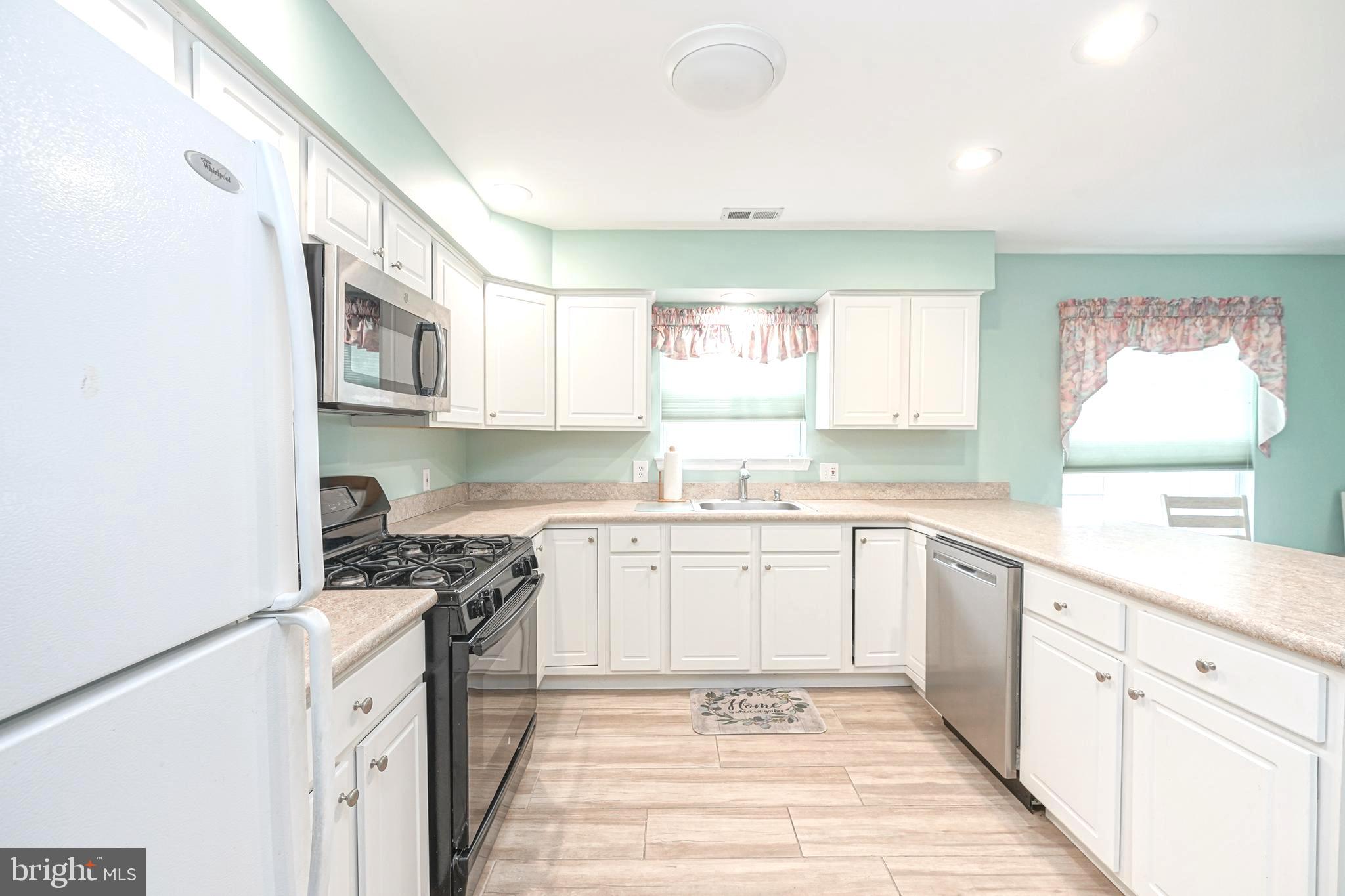 406 Paradise Road Williamstown, NJ 08094 - Photo 10 of 28 Gallery Image 10