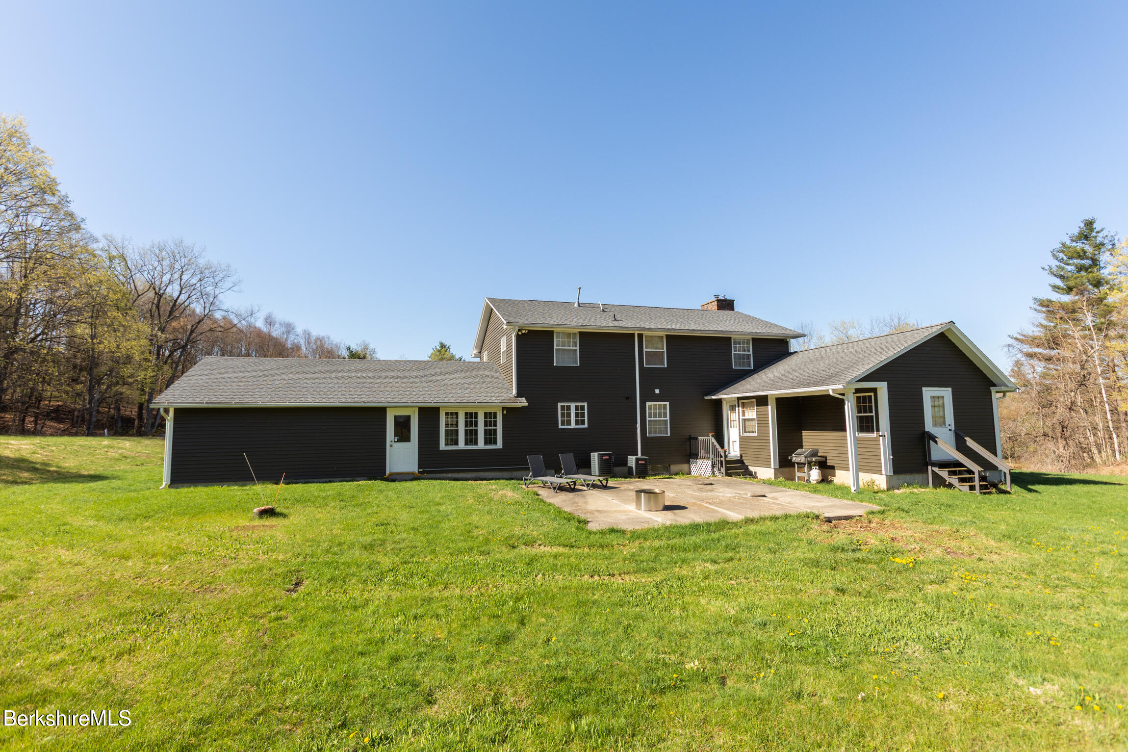 147 Brough Road Cheshire, MA 01225 - Photo 7 of 62 image-15