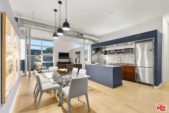 $1,199,000 | 4080 Glencoe Avenue, Unit 220, Marina del Rey, CA 90292