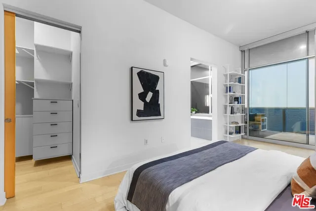 $1,199,000 | 4080 Glencoe Avenue, Unit 220, Marina del Rey, CA 90292
