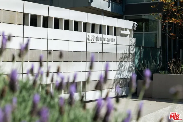 $1,199,000 | 4080 Glencoe Avenue, Unit 220, Marina del Rey, CA 90292