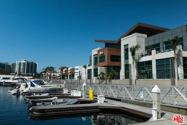 $1,199,000 | 4080 Glencoe Avenue, Unit 220, Marina del Rey, CA 90292