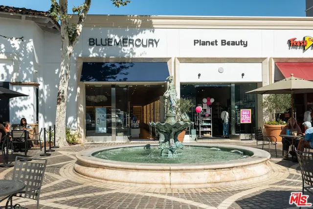 $1,199,000 | 4080 Glencoe Avenue, Unit 220, Marina del Rey, CA 90292