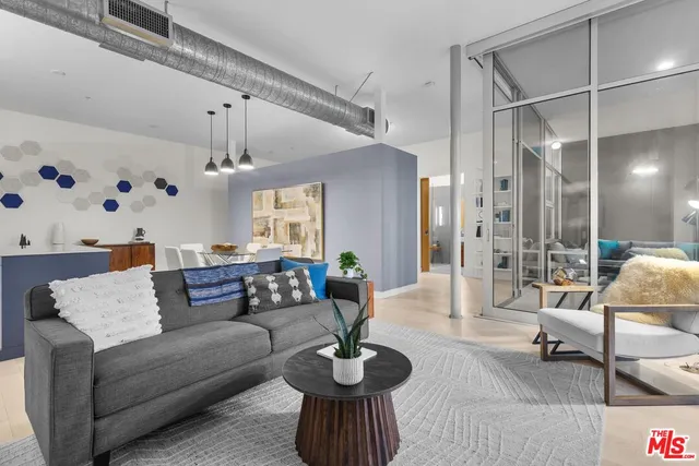 $1,199,000 | 4080 Glencoe Avenue, Unit 220, Marina del Rey, CA 90292