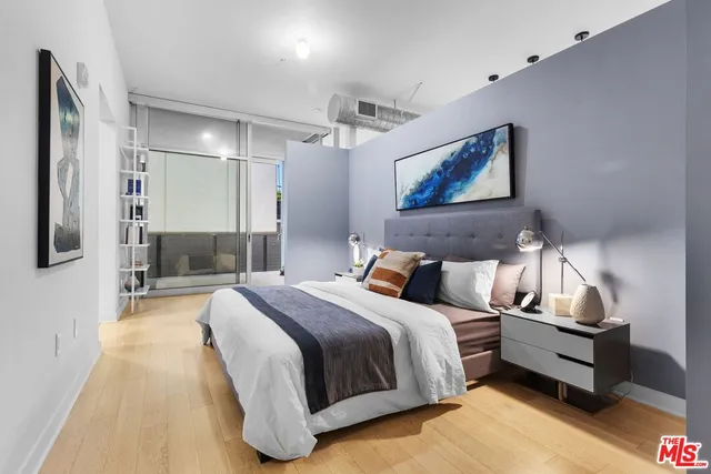 $1,199,000 | 4080 Glencoe Avenue, Unit 220, Marina del Rey, CA 90292